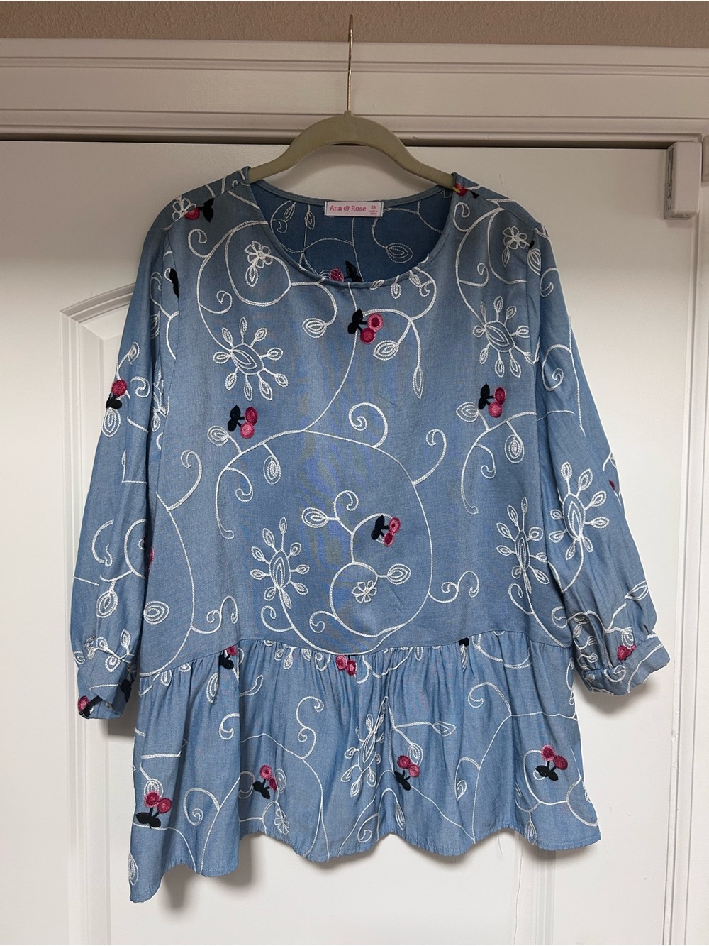 Ana & Rose Blue 2X Embroidered Embellished Floral Tunic Top 3/4 Sleeve Boho Chic